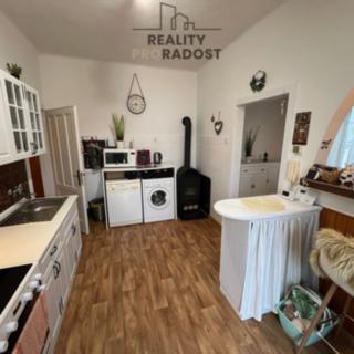 Prodej rodinného domu 450 m² Kunčice pod Ondřejníkem, 