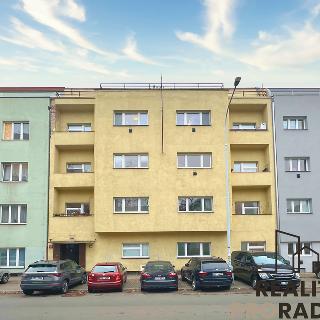 Pronájem bytu 1+kk a garsoniéry 35 m² Praha, Na bitevní pláni