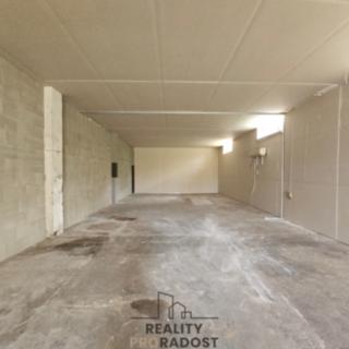Pronájem skladu 1 622 m² Hodonín, Smetanova