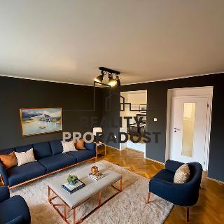 Prodej bytu 2+1 62 m² Hodonín, 