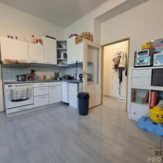 Pronájem bytu 2+kk 35 m² Praha