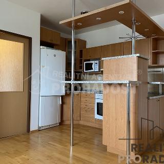 Pronájem bytu 2+kk 58 m² Uherské Hradiště, Sadová