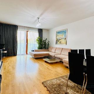 Pronájem bytu 3+kk 95 m² Praha, Vršovická