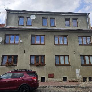 Prodej bytu 2+1 50 m² Bohušovice nad Ohří, Brozanská