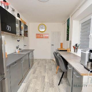 Prodej rodinného domu 150 m² Lešany, 