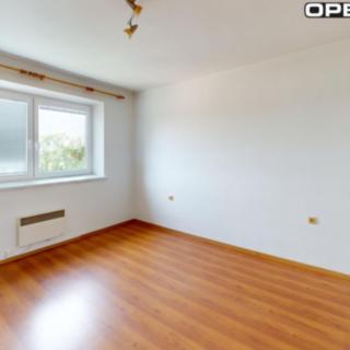 Prodej bytu 2+1 69 m² Drnovice