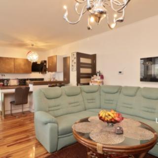 Prodej rodinného domu 233 m² Božice
