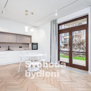 Pronájem bytu 2+kk 52 m² Praha