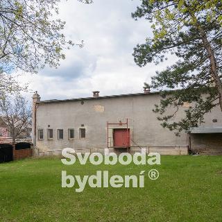 Prodej skladu 750 m² Hostomice