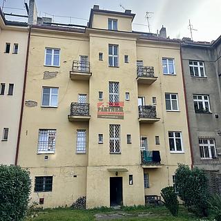 Prodej činžovního domu 645 m² Praha