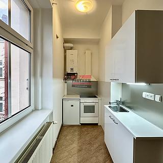 Prodej bytu 1+1 40 m² Praha