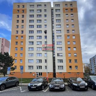 Pronájem bytu 1+kk a garsoniéry 31 m² Tábor, nám. Přátelství