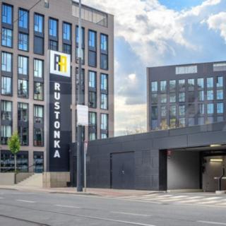 Pronájem skladu 832 m² Praha Karlín, Sokolovská