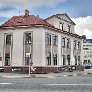 Pronájem kanceláře 79 m² Praha, Jankovcova