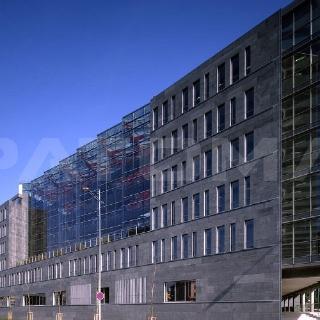 Pronájem kanceláře 321 m² Praha, Karolinská