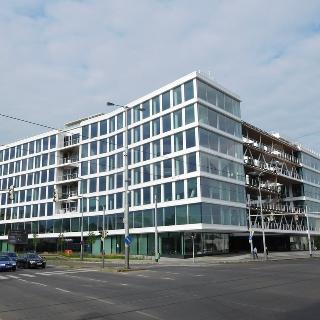 Pronájem kanceláře 1 745 m² Praha, Plynární