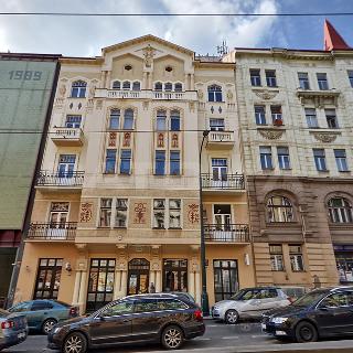 Pronájem kanceláře 204 m² Praha, Na Moráni