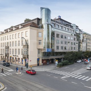 Pronájem kanceláře 800 m² Praha, V celnici