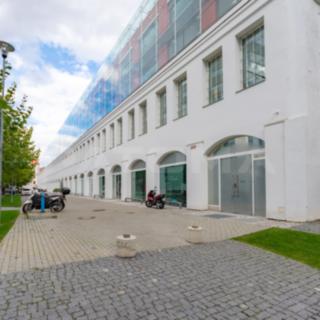 Pronájem kanceláře 1 528 m² Praha Karlín, Křižíkova