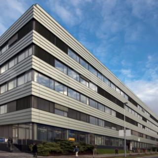 Pronájem kanceláře 700 m² Praha