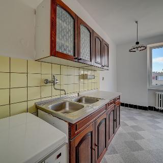 Prodej bytu 3+1 81 m² Hradec Králové, Čajkovského