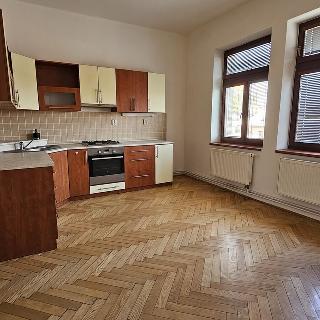 Pronájem bytu 1+1 38 m² Kolín, Legerova