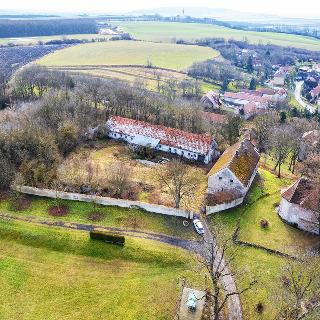 Prodej zemědělské usedlosti 500 m² Podmoky