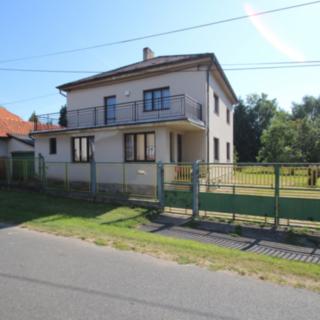 Prodej rodinného domu 120 m&sup2; Církvice