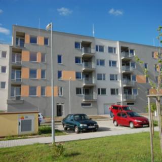 Pronájem bytu 4+kk 84 m² Velký Osek, U hřiště