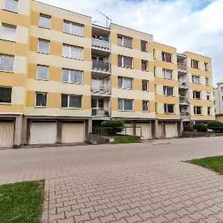 Prodej bytu 3+1 72 m² Pečky