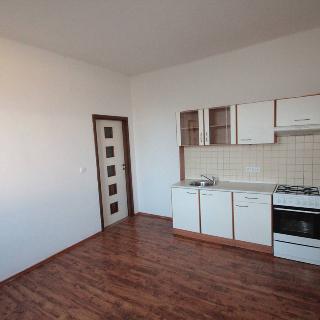 Pronájem bytu 2+1 60 m² Kolín, Brankovická