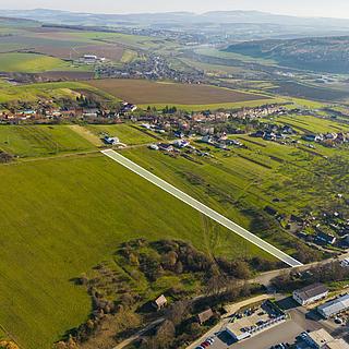 Prodej stavební parcely 2487 m&sup2; Hradčovice