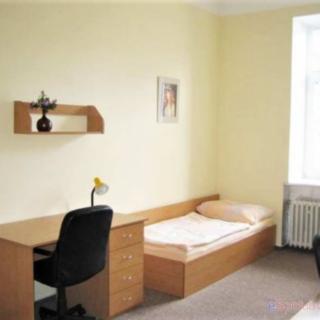 Pronájem pokoje 70 m² Opava, Hradecká