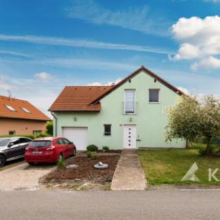 Prodej rodinného domu 149 m² Zlončice