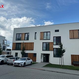 Pronájem bytu 1+kk, garsoniery 62 m² Hluboká nad Vltavou