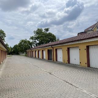 Prodej garáže 20 m² Břeclav, Kpt. Jaroše