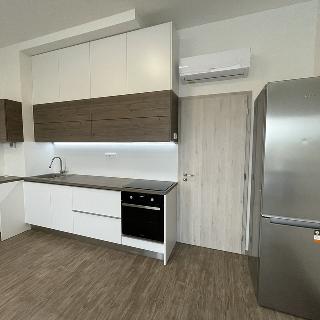 Pronájem bytu 2+kk 52 m² Rosice