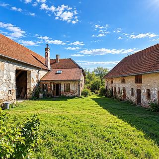 Prodej zemědělské usedlosti 185 m&sup2; Budeč