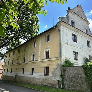 Prodej historického objektu 1200 m&sup2; Kutná Hora