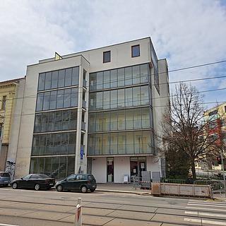 Prodej bytu 1+kk, garsoniery 42 m&sup2; Brno