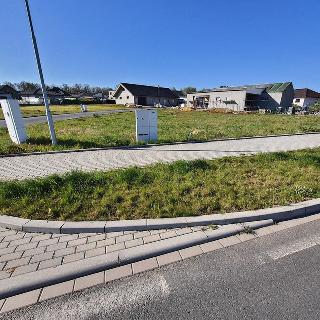 Prodej stavební parcely 828 m² Cheb, Topolová