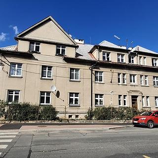 Prodej bytu 2+1 80 m&sup2; Cheb