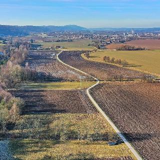 Prodej stavební parcely 1 980 m² Dvůr Králové nad Labem, 