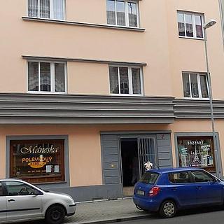 Pronájem bytu 2+kk 60 m&sup2; Cheb