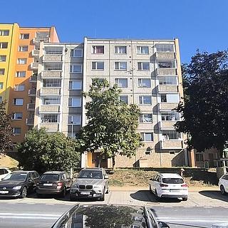 Pronájem bytu 2+1 62 m&sup2; Cheb