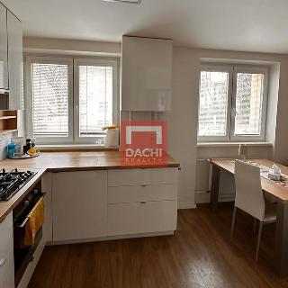 Pronájem bytu 2+1 70 m² Olomouc, Mozartova