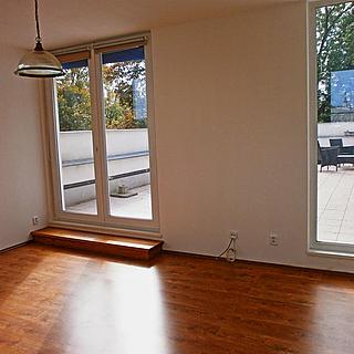 Pronájem bytu 2+1 50 m&sup2; Olomouc