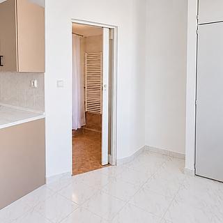 Pronájem bytu 2+1 54 m&sup2; Olomouc