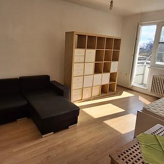 Pronájem bytu 2+1 52 m&sup2; Olomouc