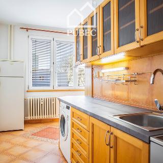 Pronájem bytu 2+1 64 m² Plzeň, Lábkova